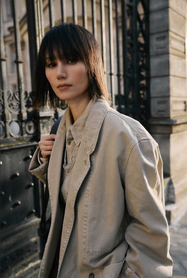 47岁袁泉又带火了一种简约穿搭中年女性跟着穿洋气减龄还高级