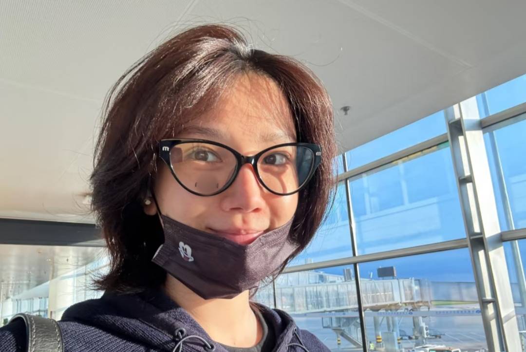 36岁陈小纭回吉林老家探亲陈小纭母亲罕露面家中装修朴实简约